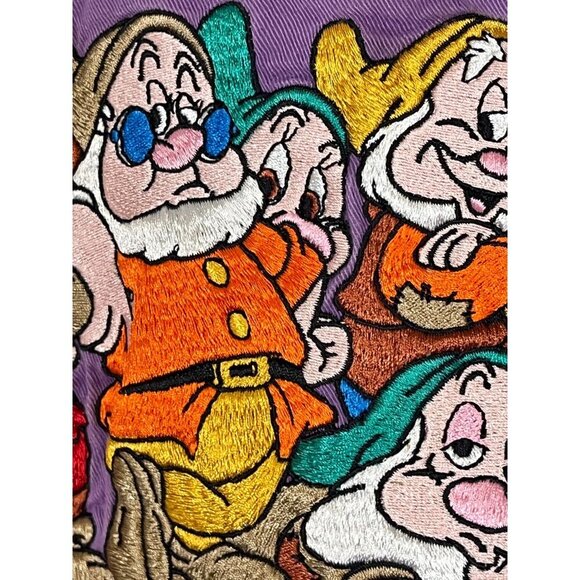 Vintage Disney Dwarf Embroidery Shirt M Purple Theme Park Classic Retro - Picture 3 of 12
